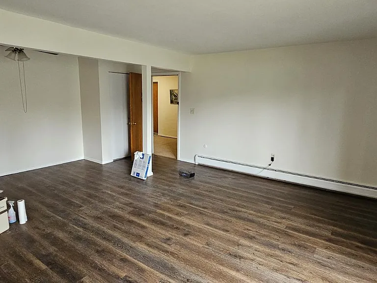 14 Auburn Rd #8 — Photo 3