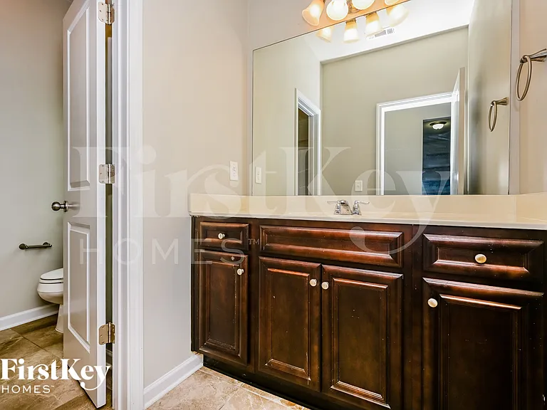 360 Madison Grace Ave — Photo 14