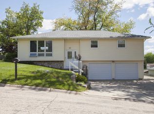 113 Grimstad Dr, Barneveld, WI 53507