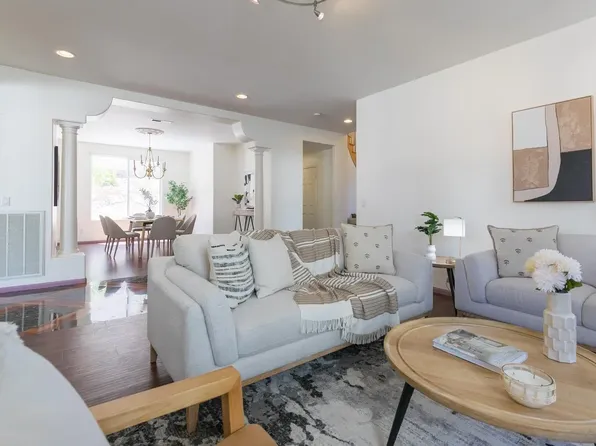 12655 Belle Fleur Way, San Diego, CA 92128