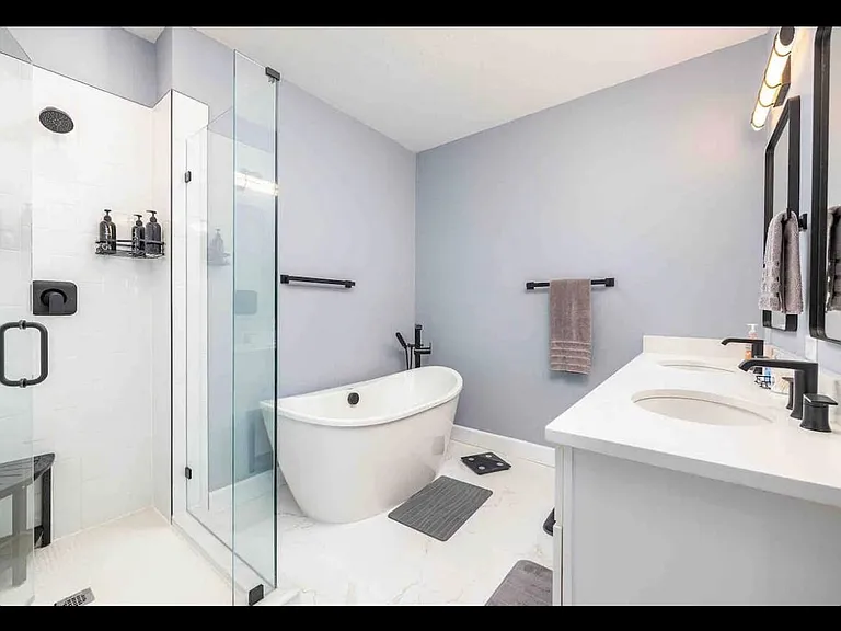 4311 W Fig St #2 — Photo 27