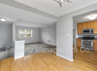 9159 Wrenwood Ln, Saint Louis, MO 63144