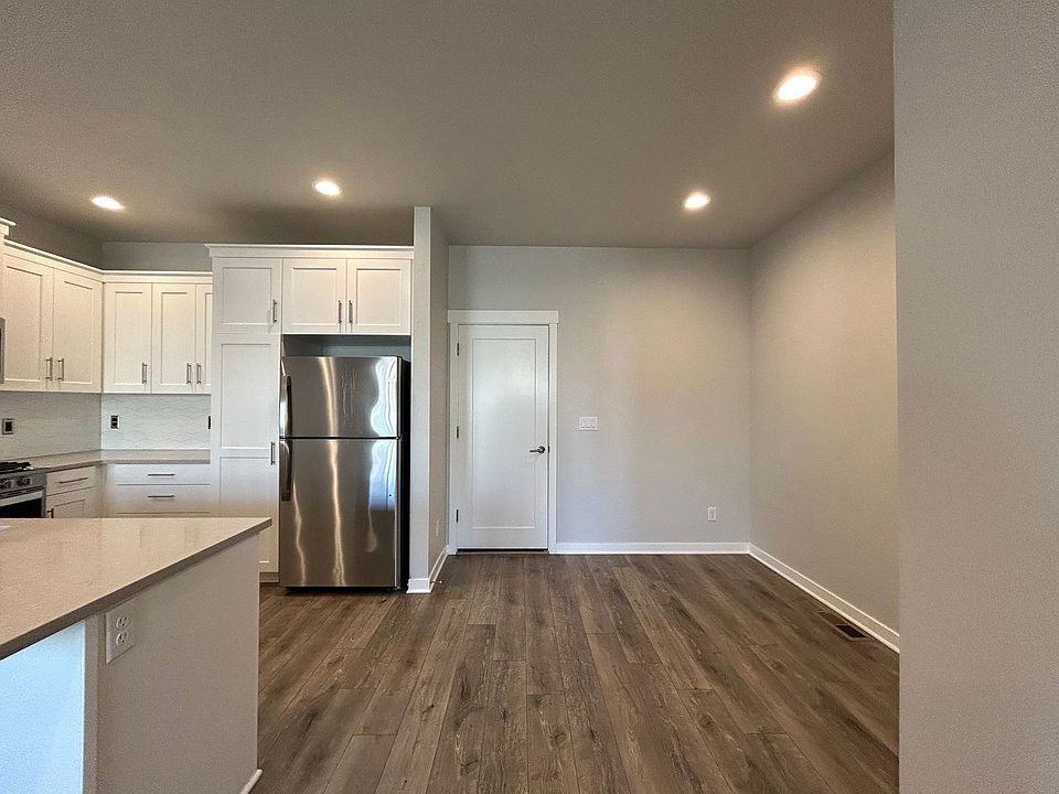 1st image of 4183 SE Century Blvd