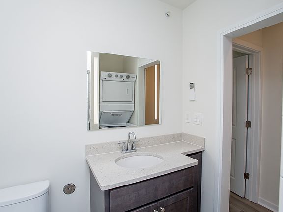 3rd image of 41 Bridge St #D