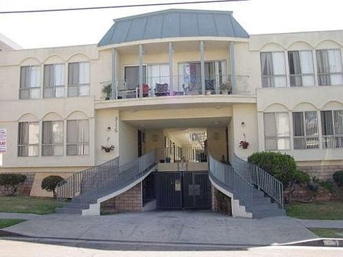 1st image of 516 Evergreen St APT 6