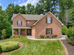 2609 Hawk Crest Ln, Knoxville, TN 37921