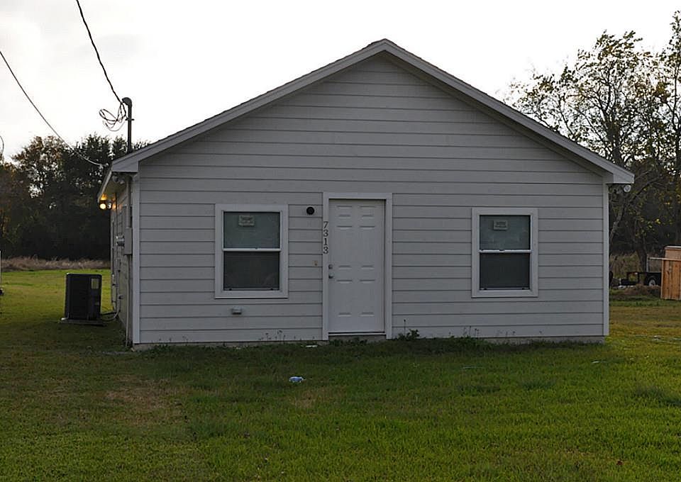 1st image of 7313 McArthur St