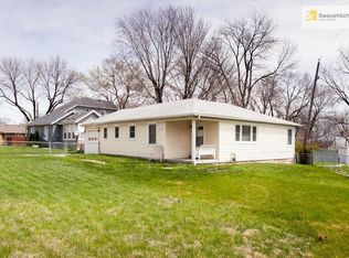 4715 Alhambra St, Mission, KS 66205