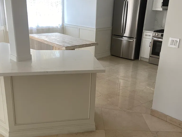435 Arnaz Dr #201 — Photo 12