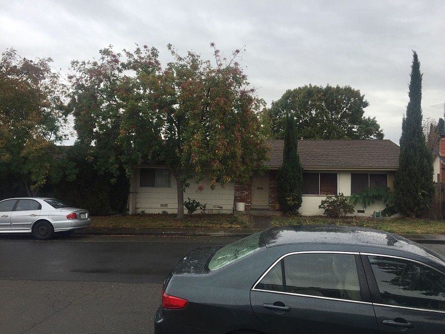 1st image of 407 Violet Ct