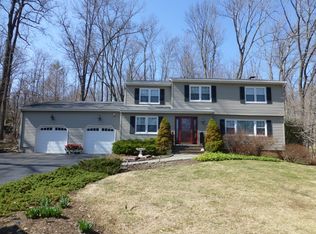 2 Winay Ter, Long Valley, NJ 07853