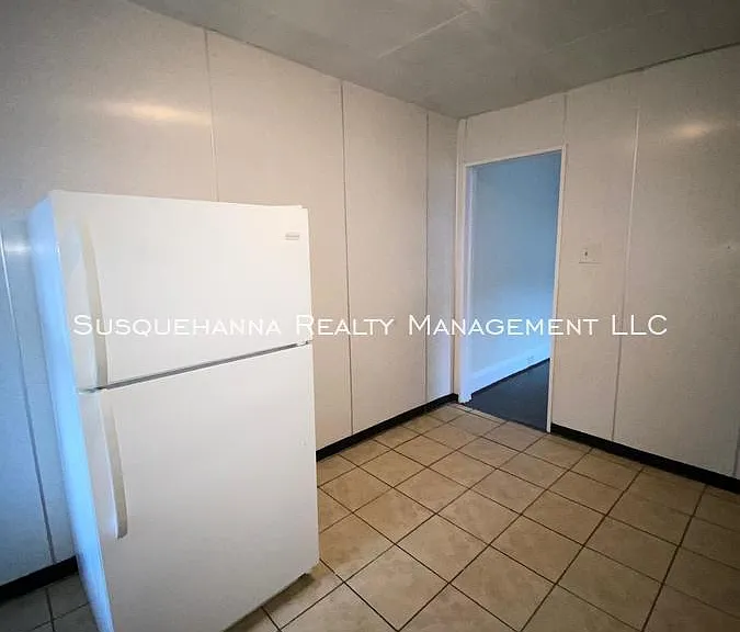 337 S 15th St — Photo 9