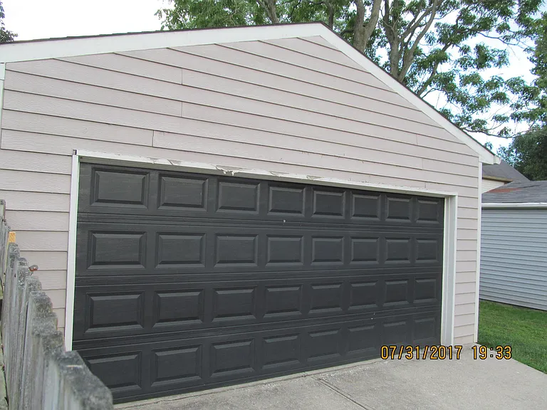 325 E Fall Creek Parkway South Dr — Photo 45