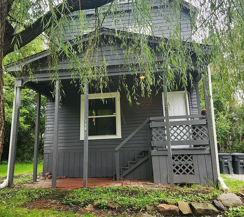 115 Fulton St