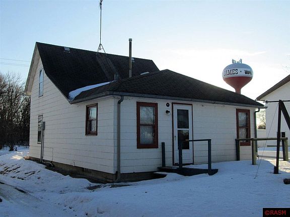 4th image of 509 3rd Ave N