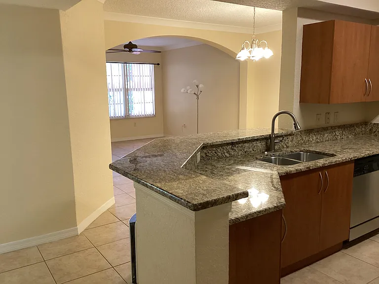 150 SW Peacock Blvd — Photo 3