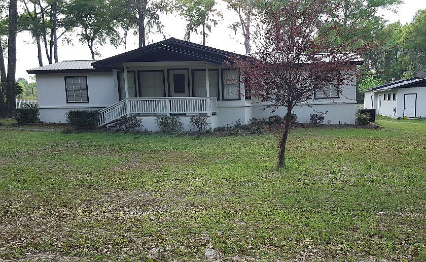 1st image of 236 NW Jessup Ct