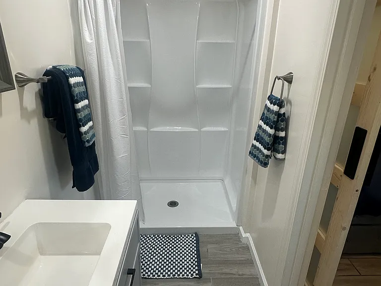 3971 N Golden Ave — Photo 13