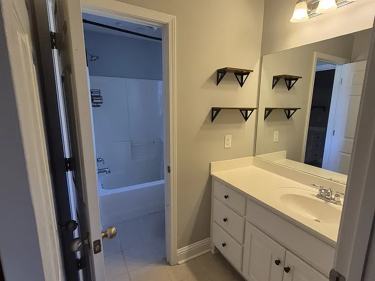 325 Veranda Park Ln — Photo 16