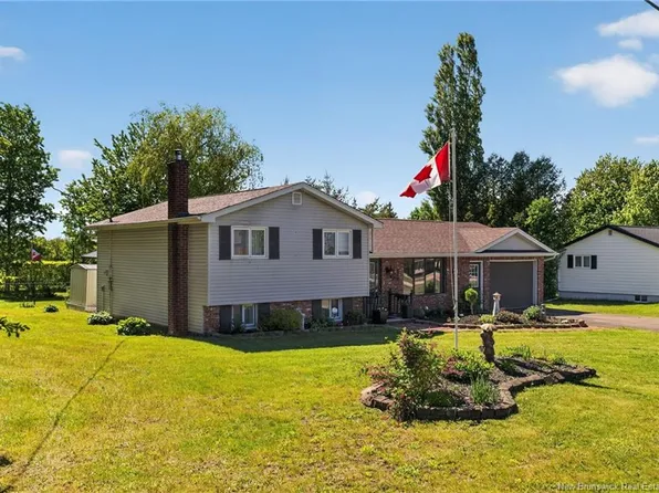 67 Germaine St, Shediac, NB E4P 1T5