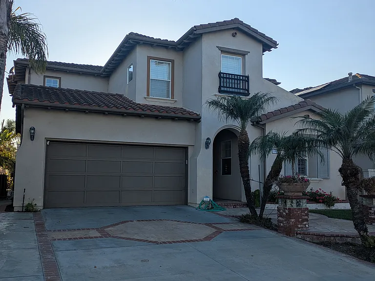 19103 Redford Ln — Photo 7
