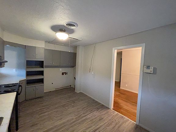 Kitchen - Appliances are being added