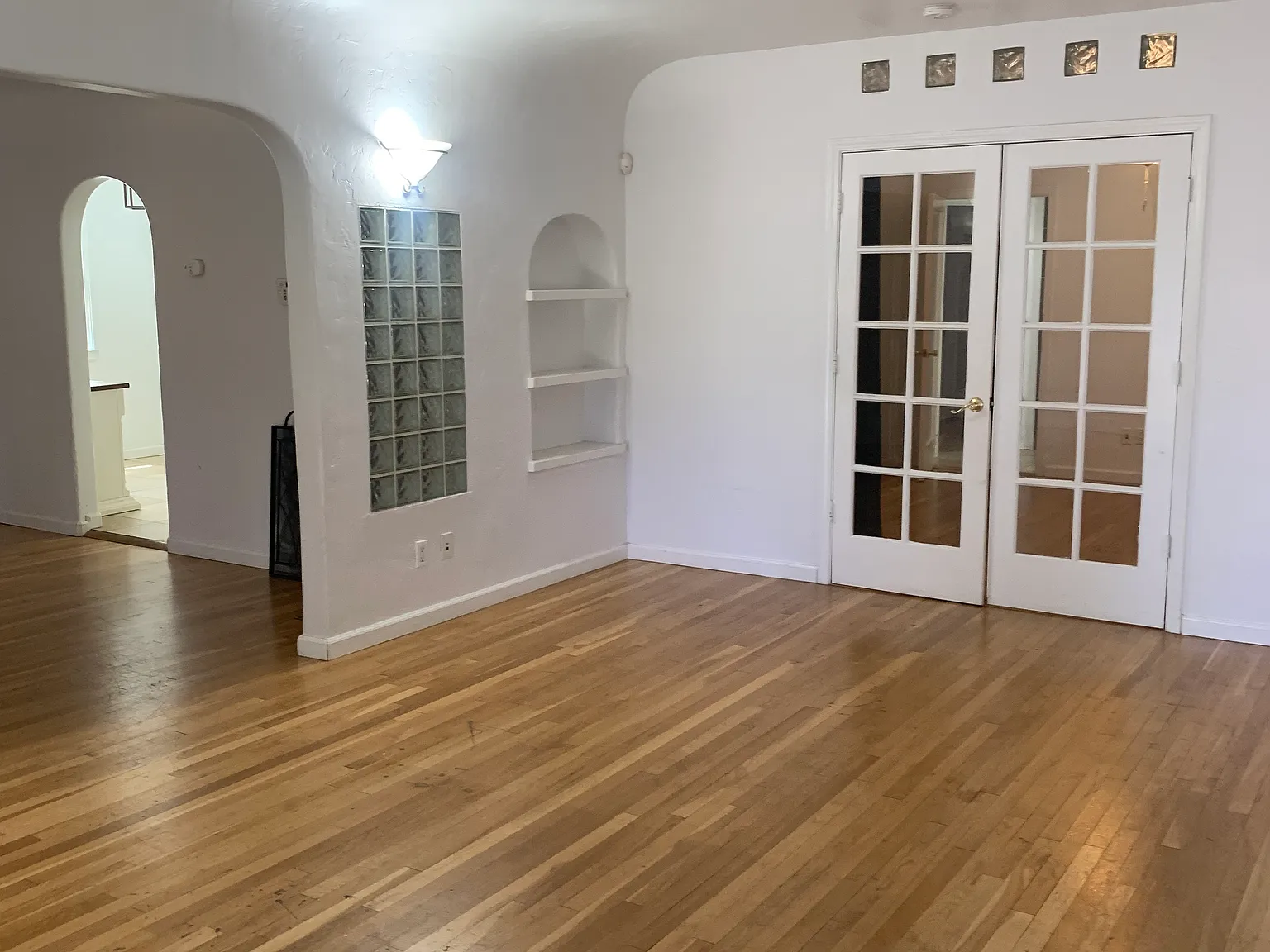 3 bed, 1539 sqft, $2,200 — Photo 4
