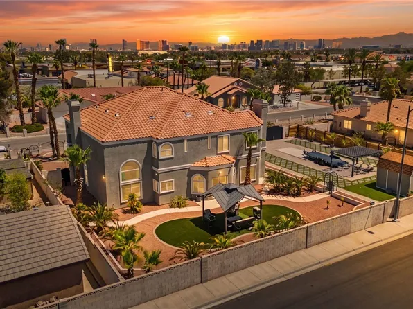 1931 Del Font Ct, Las Vegas, NV 89117