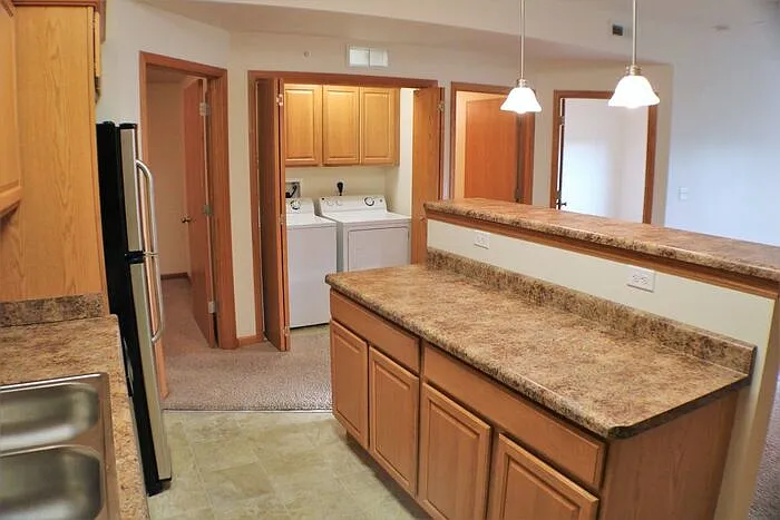 460 Cameron Way #105 — Photo 11