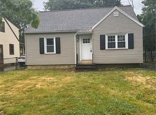 91 Desmond Rd, Rochester, NY 14616