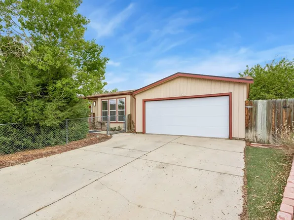 4130 Hayes Ave, Wellington, CO 80549