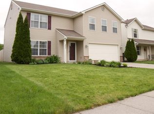 9829 Hidden Village Pl, Fort Wayne, IN 46835