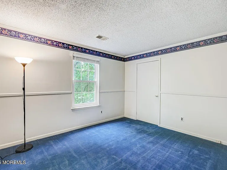 5-3 Portland Ct #3 — Photo 11