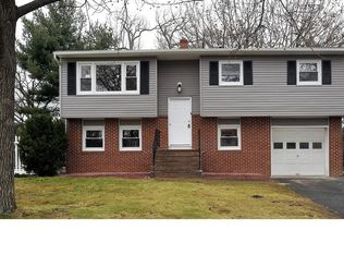 20 Maple Ave, Hightstown, NJ 08520