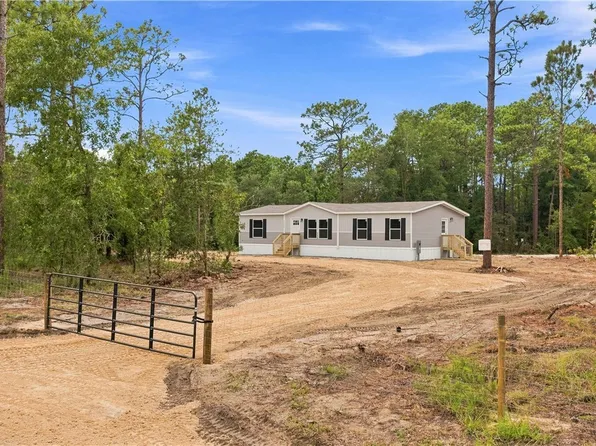 2250 SE 141st Ave, Morriston, FL 32668