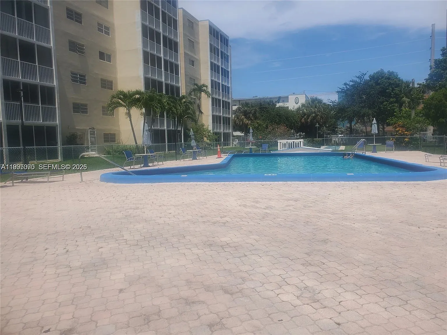 Meadowbrook Towers Condo — Photo 2