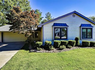 2012 Cedarmill Dr, Chesterfield, MO 63017