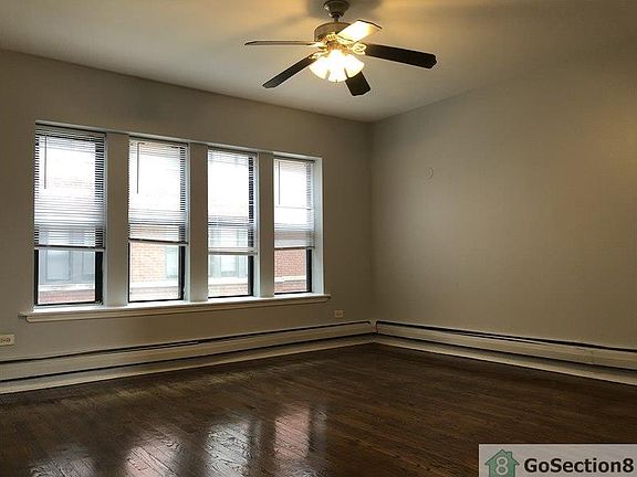 2nd image of 7024 S Paxton Ave APT 3B