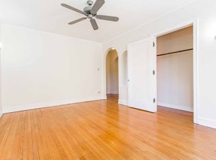 1248 W Addison St #14074130, Chicago, IL 60613