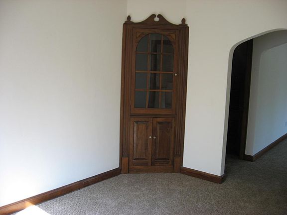 Dining Room China Cabinet