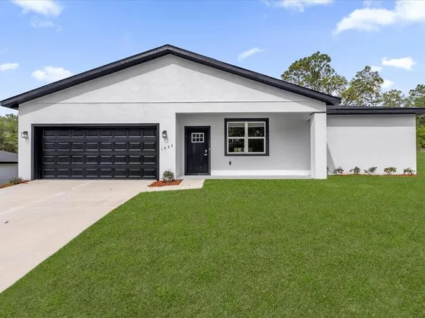 1233 W Shady Ln, Citrus Springs, FL 34434