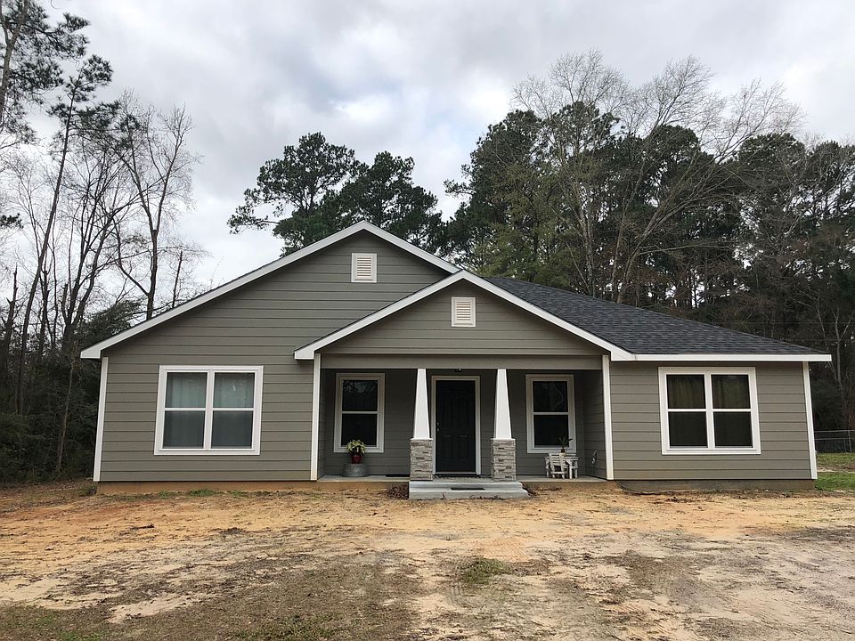1st image of 131 Mockingbird Hills
