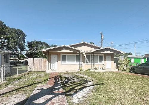 2125 NW 66th St #2 Photo 1