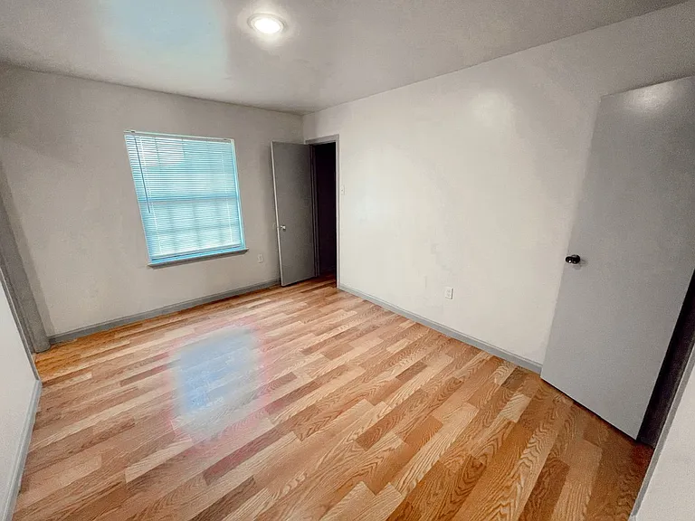 1753 Mast Dr — Photo 8