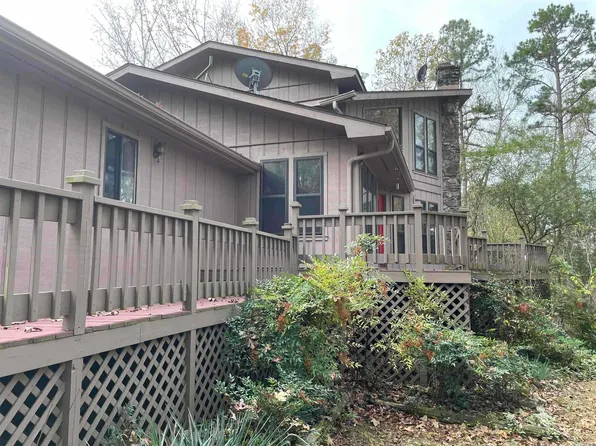 319 Lake Forest Estate Rd, Tumbling Shoals, AR 72581
