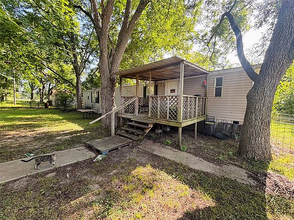 4th image of 206 E Kentucky Ave