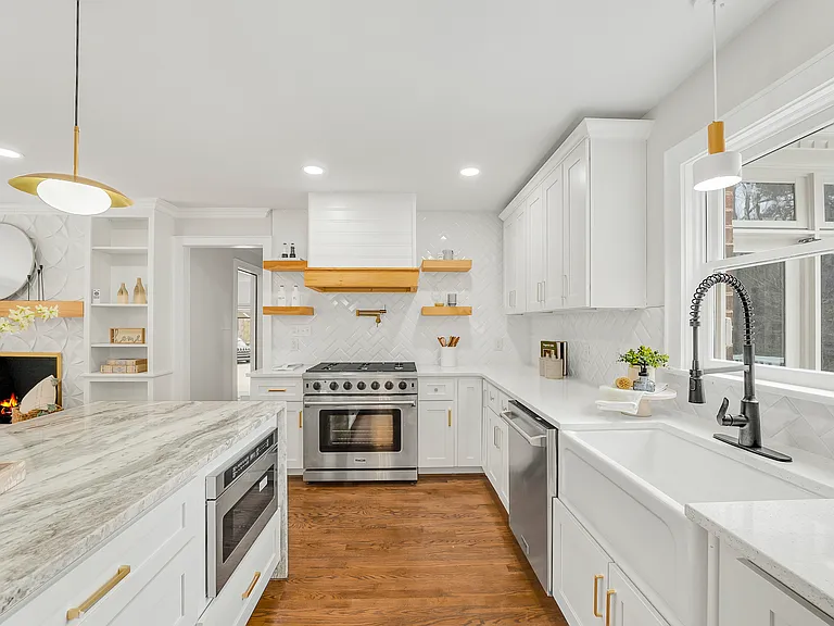 101 Springhill Forest Pl — Photo 6