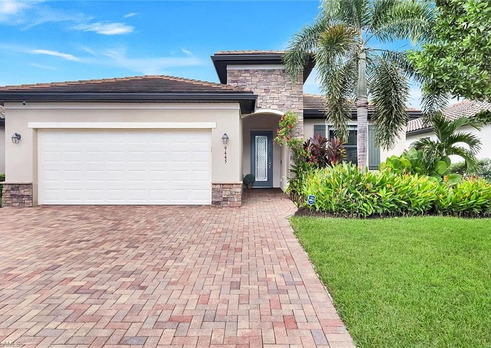 1st image of 9445 Glenforest DR
