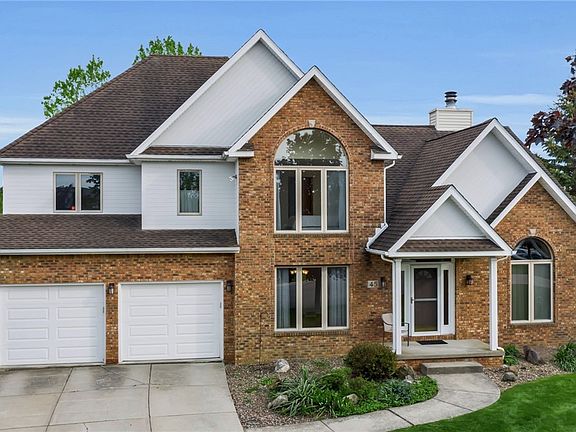 2nd image of 45 Red Maple Ct