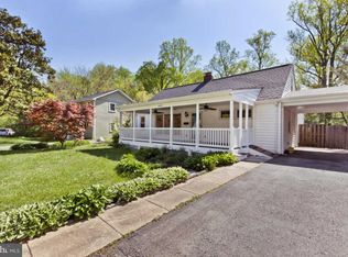 6632 Barrett Rd, Falls Church, VA 22042